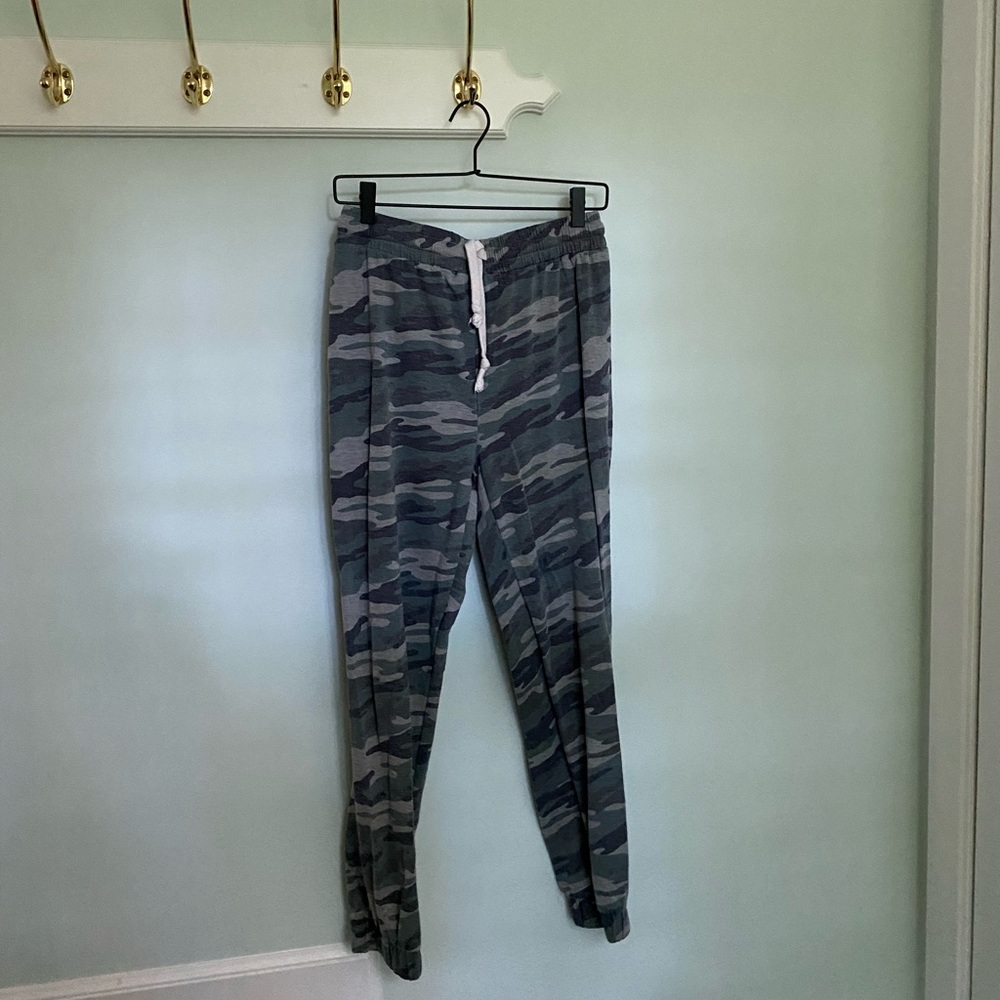 Camo sweatpant joggers